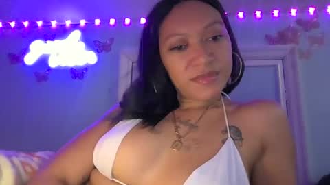 Snapshot of slim_citygurl chatting on 12/30/24, 08:10 Slim citygurl online show from 12/30/24, 08:10