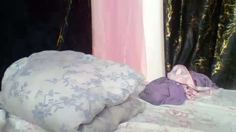 Anna online show from 07/16/26, 09:43