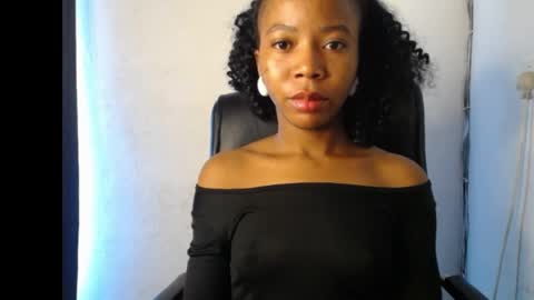 Snapshot of slim_ebonypet chatting on 04/27/26, 09:18 Crystal online show from 04/27/26, 09:18