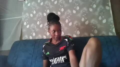 Snapshot of slim_girl01 chatting on 07/02/26, 06:52 slim_girl01 online show from 07/02/26, 06:52