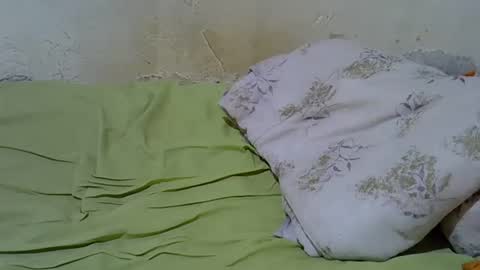 Snapshot of slim_girl3 chatting on 02/17/26, 09:17 slim_girl3 online show from 02/17/26, 09:17