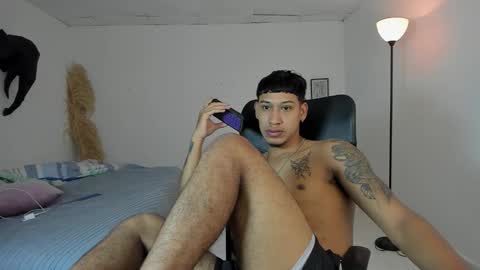 slim_master12 online show from 03/15/26, 03:07