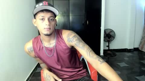 Snapshot of slim_master12 chatting on 07/10/26, 10:56 slim_master12 online show from 07/10/26, 10:56