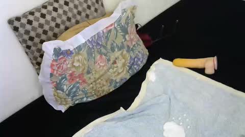 slim_me online show from 04/23/26, 07:20