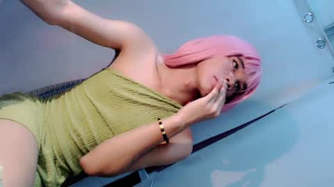 Snapshot of slim_nathalia chatting on 04/23/26, 02:13 slim_nathalia online show from 04/23/26, 02:13