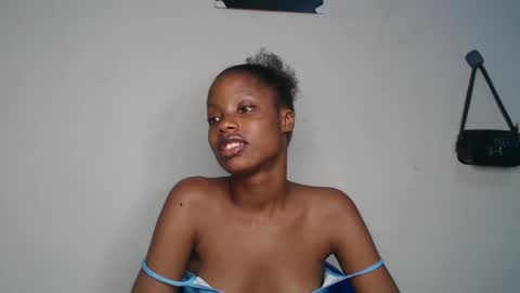 perry online show from 03/11/26, 11:33