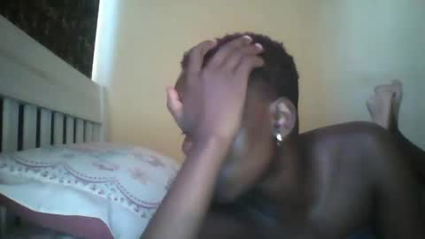 slim_petite_ebony online show from 12/16/24, 01:11