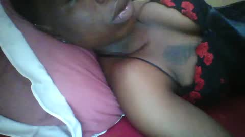 slim_petite_ebony online show from 02/19/25, 07:06