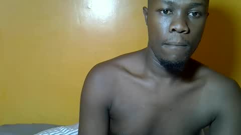 Snapshot of slimbaemagnus chatting on 04/02/26, 10:40 AlexShakul online show from 04/02/26, 10:40