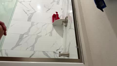 Snapshot of slimbuttniceguy chatting on 01/01/25, 05:00 slimbuttniceguy online show from 01/01/25, 05:00