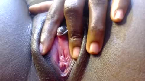 Snapshot of slimcatee chatting on 03/29/26, 07:47 slimcatee online show from 03/29/26, 07:47