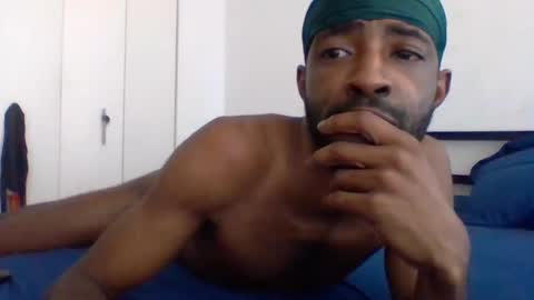 Snapshot of slimfreak86 chatting on 09/20/25, 12:17 weshy wenot online show from 09/20/25, 12:17