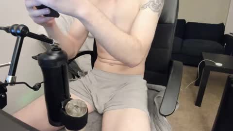 Snapshot of slimguerrilla chatting on 01/09/25, 03:26 Slimguerrilla online show from 01/09/25, 03:26