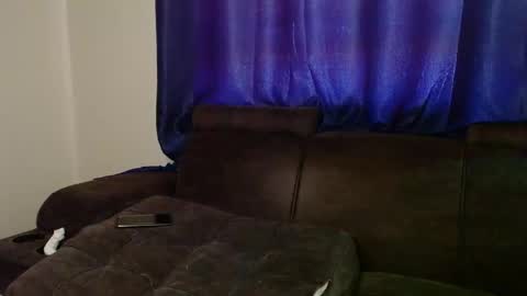 Snapshot of slimhot_ chatting on 12/30/24, 12:20 slim online show from 12/30/24, 12:20