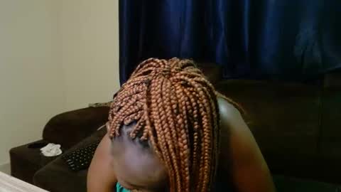 Snapshot of slimhot_ chatting on 12/31/24, 09:50 slim online show from 12/31/24, 09:50