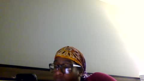 slimmmgooodiexoxo online show from 12/29/24, 07:00