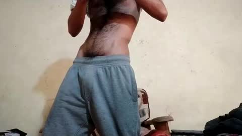 Snapshot of slimshaddyxx chatting on 12/20/24, 06:40 Prince online show from 12/20/24, 06:40