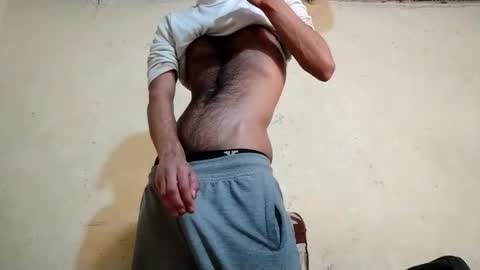 Snapshot of slimshaddyxx chatting on 12/22/24, 05:56 Prince online show from 12/22/24, 05:56