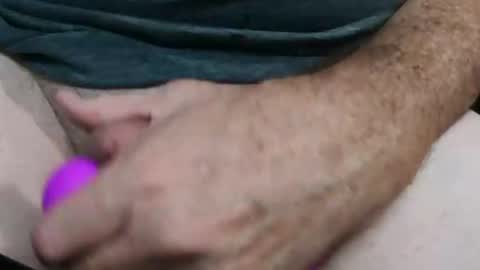 Snapshot of slimsunny chatting on 11/25/25, 06:13 slimsunny online show from 11/25/25, 06:13