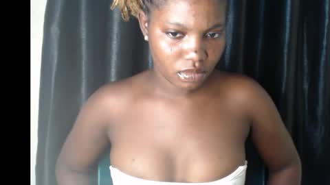 Snapshot of slimthick_tinah chatting on 03/11/26, 11:33 TINA online show from 03/11/26, 11:33