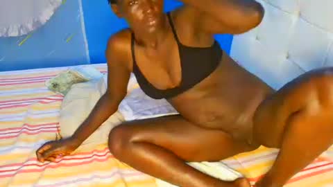 Snapshot of slimyeliza chatting on 02/07/26, 02:04 slimyeliza online show from 02/07/26, 02:04