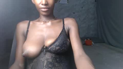 Snapshot of slimzyx chatting on 11/11/25, 07:14 slimzyx online show from 11/11/25, 07:14