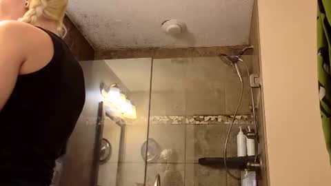 Snapshot of slip_inslide chatting on 03/02/26, 05:31 slip_inslide online show from 03/02/26, 05:31