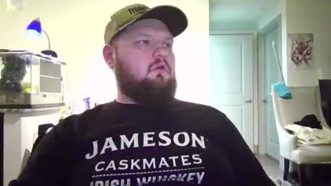 Snapshot of slipinside3 chatting on 11/29/25, 08:06 Matt online show from 11/29/25, 08:06