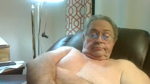 Snapshot of slippery_duck chatting on 01/15/26, 12:37 slippery_duck online show from 01/15/26, 12:37