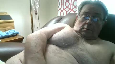 Snapshot of slippery_duck chatting on 04/01/26, 02:47 slippery_duck online show from 04/01/26, 02:47