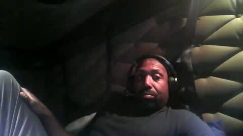 Snapshot of slipperyballs900 chatting on 04/26/26, 08:39 slipperyballs900 online show from 04/26/26, 08:39