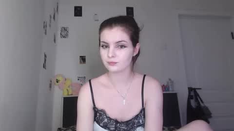 Snapshot of sloomonata chatting on 04/21/26, 07:50 sloomonata online show from 04/21/26, 07:50