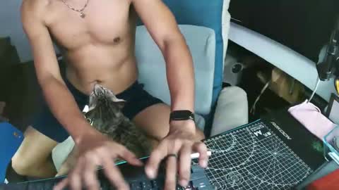 slothfully online show from 09/24/25, 03:15