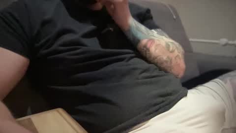 just chillin online show from 10/04/25, 07:01