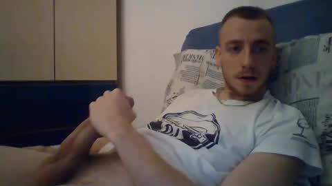 Snapshot of slowlo98 chatting on 12/17/24, 08:32 Steven online show from 12/17/24, 08:32