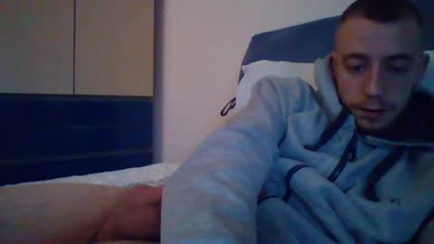 Snapshot of slowlo98 chatting on 01/22/25, 01:21 Steven online show from 01/22/25, 01:21