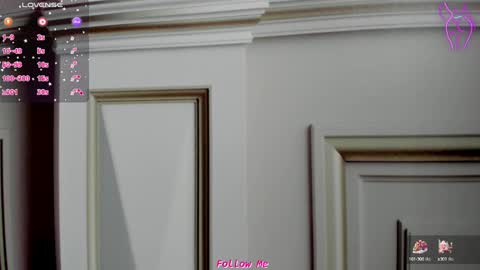 Paola  online show from 01/14/25, 07:00