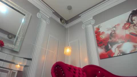 Paola  online show from 11/20/25, 12:33