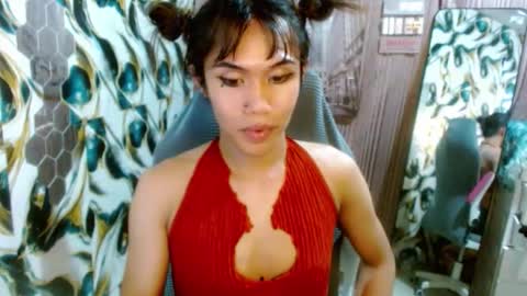Snapshot of slutqueen_raz chatting on 04/21/26, 02:15 Raz online show from 04/21/26, 02:15