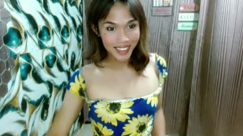 Snapshot of slutqueen_raz chatting on 06/30/26, 06:31 Raz online show from 06/30/26, 06:31