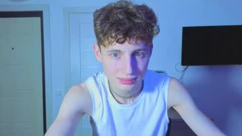 Snapshot of sluttsavage chatting on 03/30/26, 09:16 sluttsavage online show from 03/30/26, 09:16