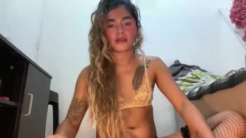 Slutty Lavinia online show from 09/27/25, 06:13