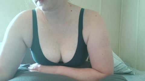 Slutty redhead3 online show from 06/25/26, 04:11