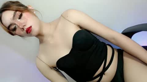 slutty_rose69 online show from 05/23/26, 11:25