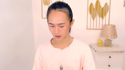 mia online show from 03/09/25, 02:39