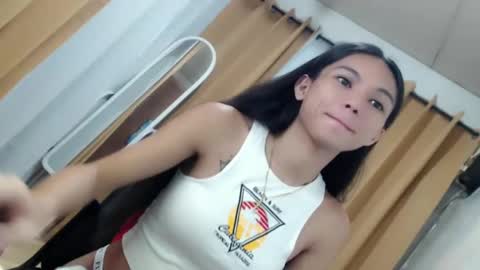 CHIE CHIE online show from 02/11/25, 05:18