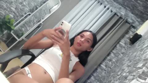 CHIE CHIE online show from 02/18/25, 01:32