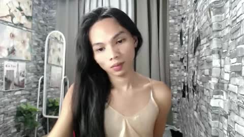Snapshot of sluttychie chatting on 11/15/25, 04:25 CHIE CHIE online show from 11/15/25, 04:25