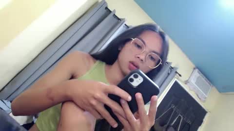 Snapshot of sluttychie chatting on 02/08/26, 01:31 CHIE CHIE online show from 02/08/26, 01:31