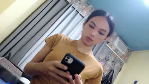 Snapshot of sluttychie chatting on 03/26/26, 08:42 CHIE CHIE online show from 03/26/26, 08:42